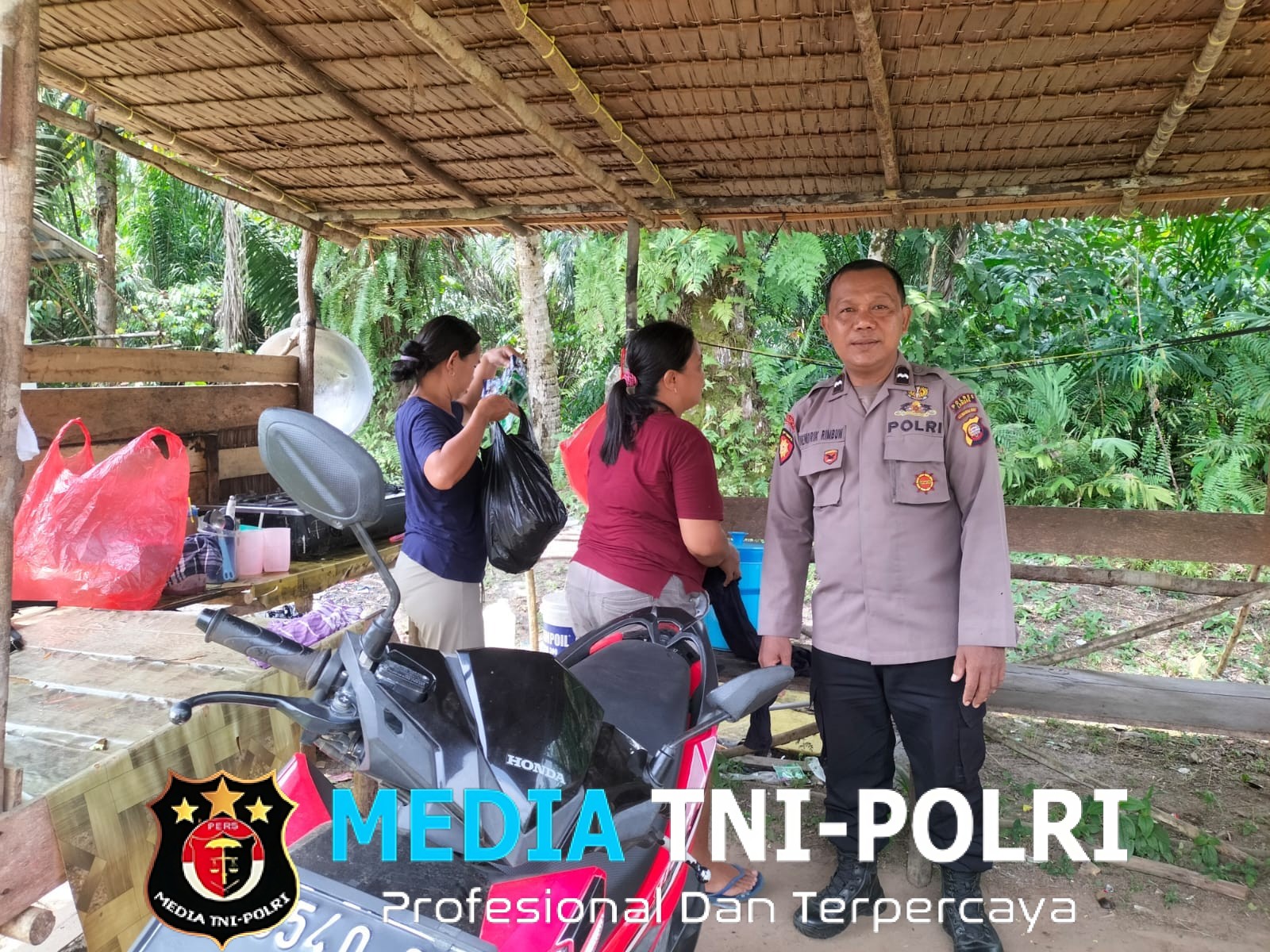 Polisi Sambangi Warganya, Beginilah yang di Sampaikannya