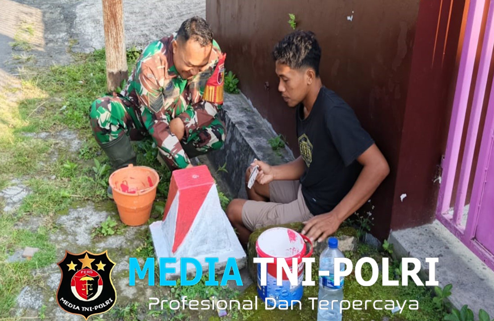 Babinsa Dan Warga Desa Kotes Gelar Kerja Bakti Sambut HUT RI Ke-80 Dengan Semangat Gotong Royong