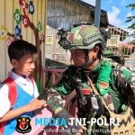 TNI Peduli Pendidikan Anak Usia Dini Pos Oksibil Beri Alat Tulis ke PAUD