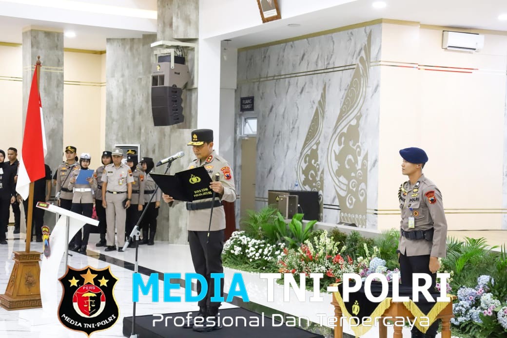 Polda Jateng Gelar Sertijab 3 PJU dan 5 Kapolres, Wujud Penyegaran Organisasi dan Peningkatan Pelayanan Masyarakat