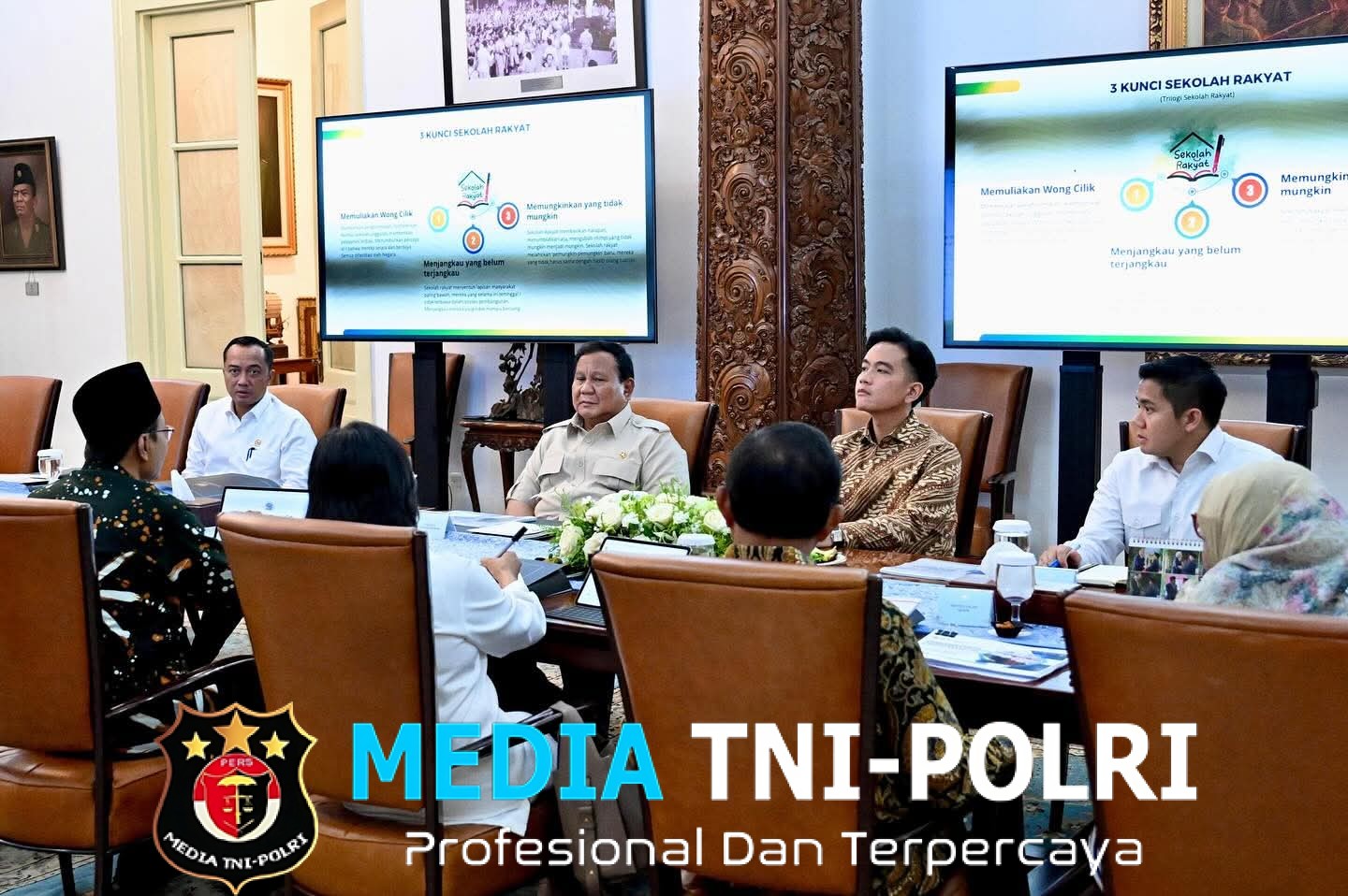 Presiden Prabowo Pimpin Rapat Penyelenggaraan Sekolah Rakyat Rintisan Tahun 2025