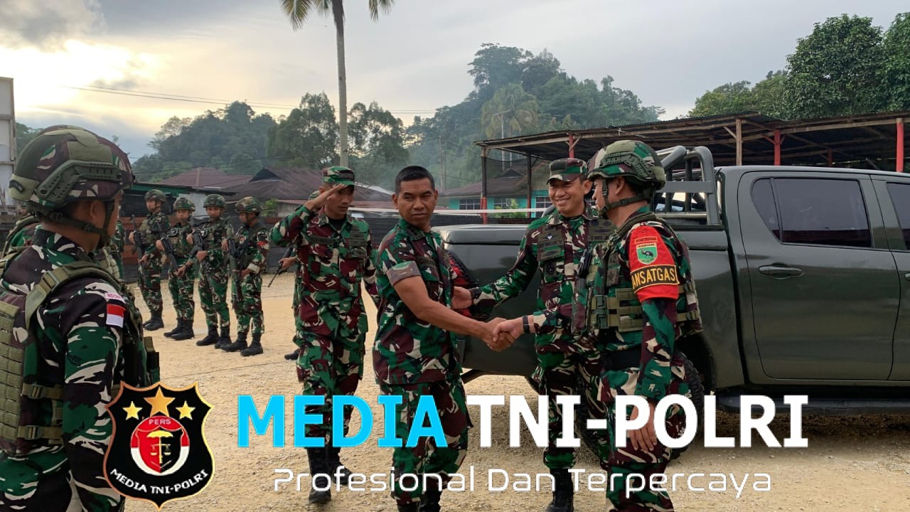 Asops Kodam XVIII/Kasuari Kunjungi Pos Kotis Kumurkek, Tinjau Kesiapan Operasional Satgas Pamtas Yonif 763/SBA