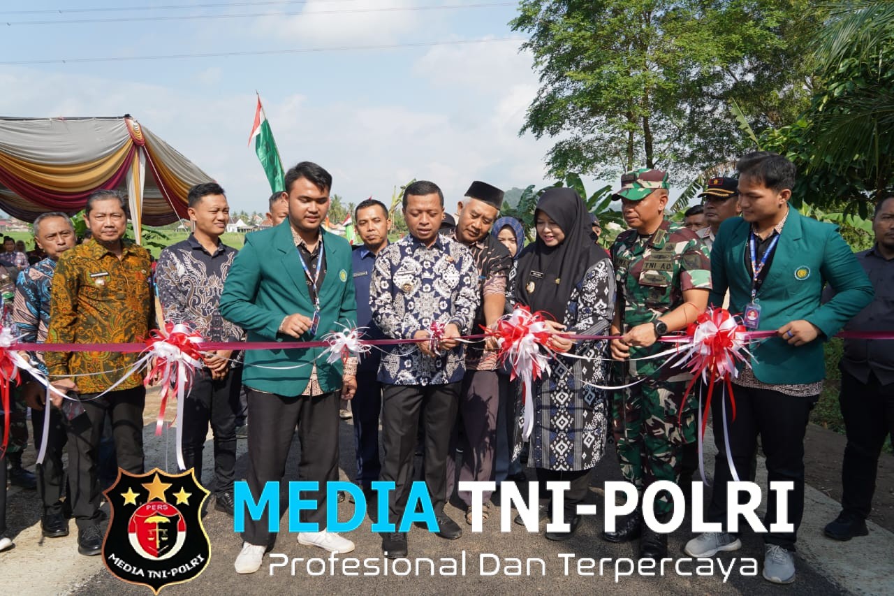Bupati Pringsewu & Dandim 0424/TGM Resmikan Nama Jalan Koramil Di Ambarawa