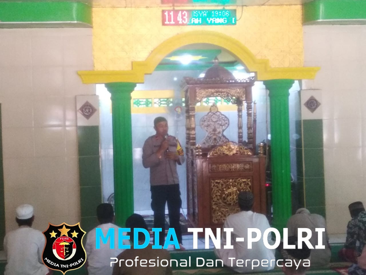 Kapolsek Sebangki Sampaikan Himbauan Kamtibmas dan Antisipasi Karhutla di Masjid Uswatun Hasanah