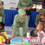 Peduli Kesehatan Anak Ny.Agustin Rudi Puruwito Tinjau Posyandu dan Panen Telur di Kodim Merauke