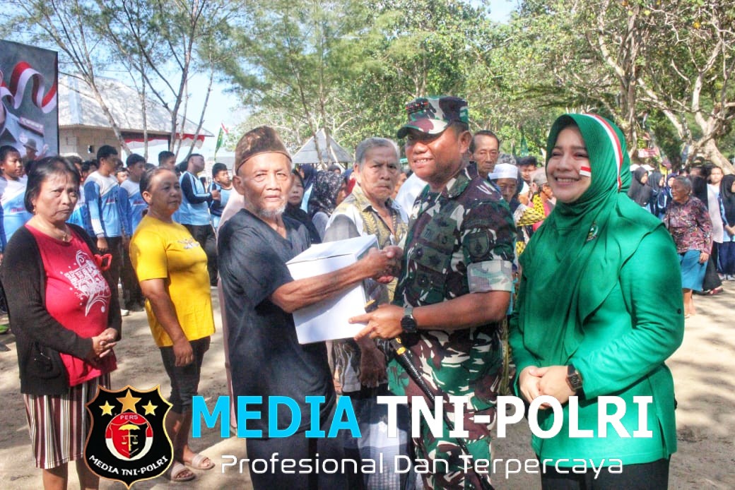 TNI dan Warga Bersatu Jaga Laut, Danrem 083/Baladhika Jaya Pimpin Kegiatan Hari Kedua di Sendang Biru
