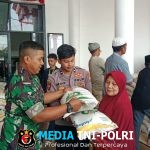 Sertu Sutrisno Awasi Penyaluran Bantuan Pangan Pemerintah di Desa Pandanlandung