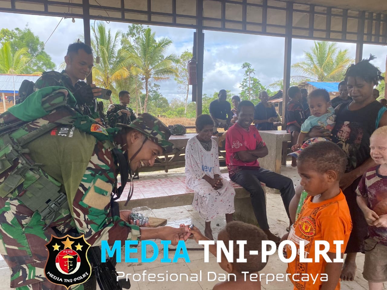 Bakti TNI untuk Rakyat Pos Dinmot Satgas Yonif 751/VJS Gelar Pengobatan Gratis di Perbatasan Papua