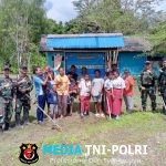 Sambut Hari Kemerdekaan RI ke 80, Satgas Yonif 131/Brajasakti Gelar Gotong Royong Membersihkan Sekolah di Kampung Yeti Perbatasan Papua