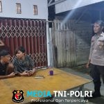 Patroli Malam Hari, Petugas Polsek Menjalin Sambangi Masyarakat Sampaikan Kamtibmas