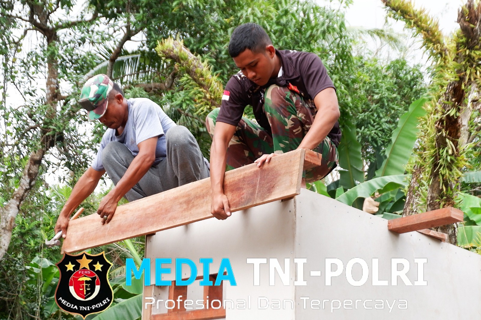 Bakti Nyata Prajurit TNI Impian Bapak Andreas Wake Mulai Terwujud Berkat TMMD Ke-125