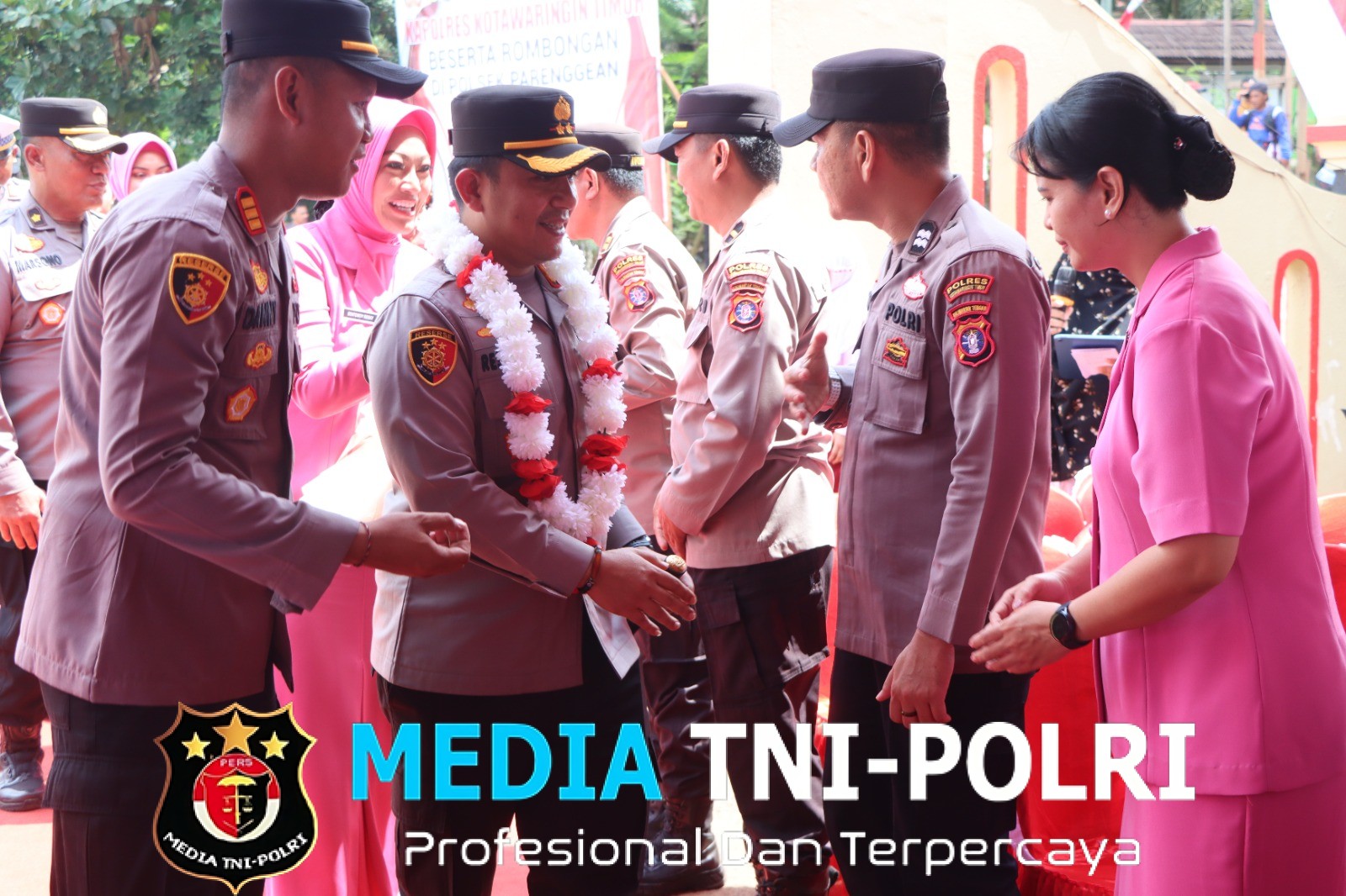 Kapolres Kotim Melaksanakan Kunjungan Kerja ke Polsek Parenggean untuk Meningkatkan Sinergitas dan Keamanan