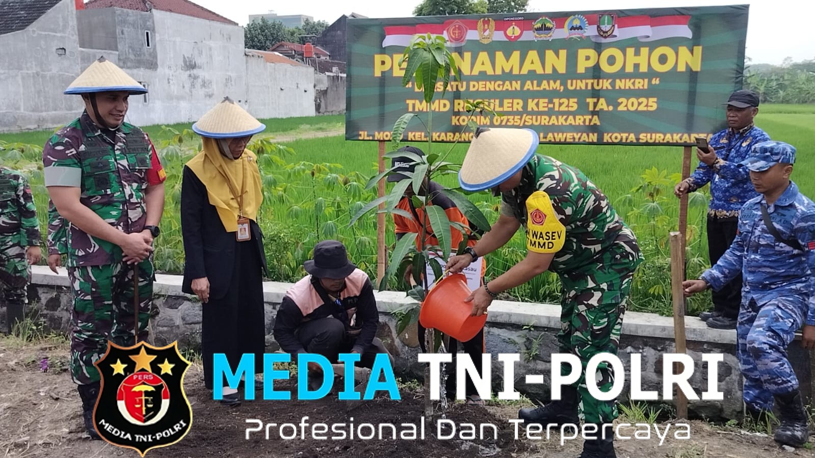 Tim Wasev TMMD Reguler ke-125 Kodim 0735/Surakarta Tanam Pohon Bersama, Sukseskan Ketahanan Pangan
