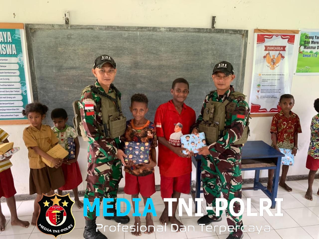 Tawa dan Semangat Merah Putih Warnai Lomba Satgas Yonif 131/Brajasasakti Bersama Anak-Anak SD Kampung Yetti