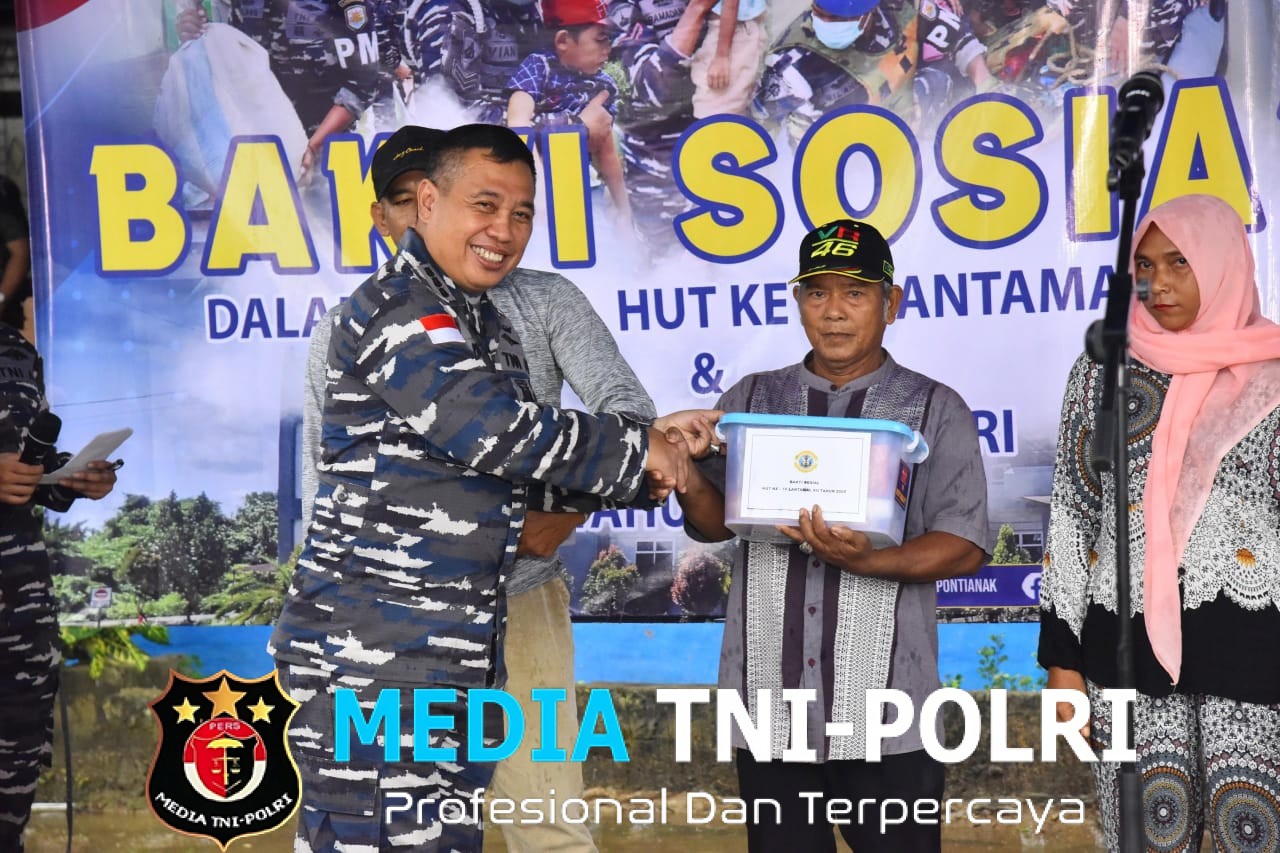 Lantamal XII Tebar Kepedulian Lewat Bakti Sosial dan Bakti Kesehatan Peringati HUT Ke-10 Lantamal XII dan HUT Ke-79 Jalasenastri