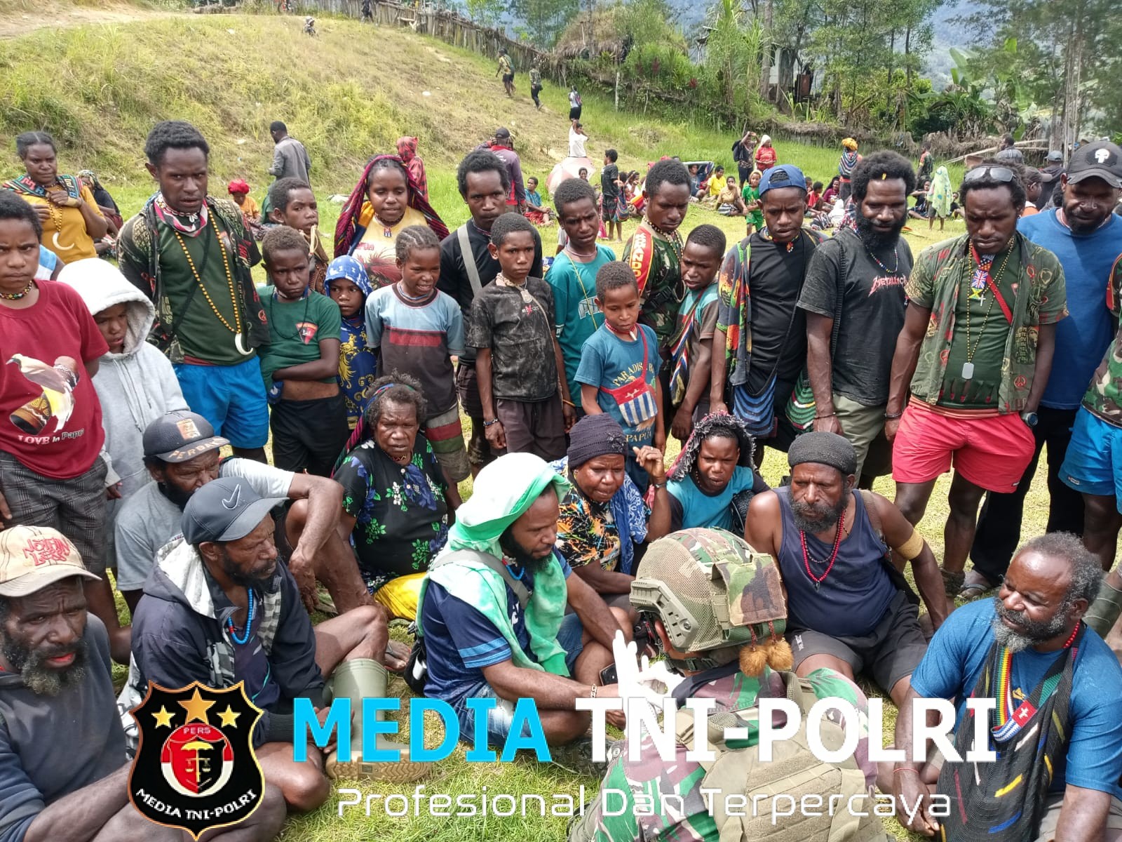 Satgas Yonif 700/WYC dan Warga Kampung Tuanggi Sepakat Jaga Kedamaian Tanah Papua