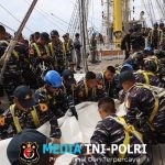 Melintas Di Tengah Samudra Hindia, Taruna AAL Dan Peserta Apcs Laksanakan Peran Layar Di Atas KRI Bima Suci