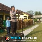 Polsek Seputih Banyak Gelar Pembinaan Pelajar Melalui Upacara Bendera di SMPN 1 Way Seputih