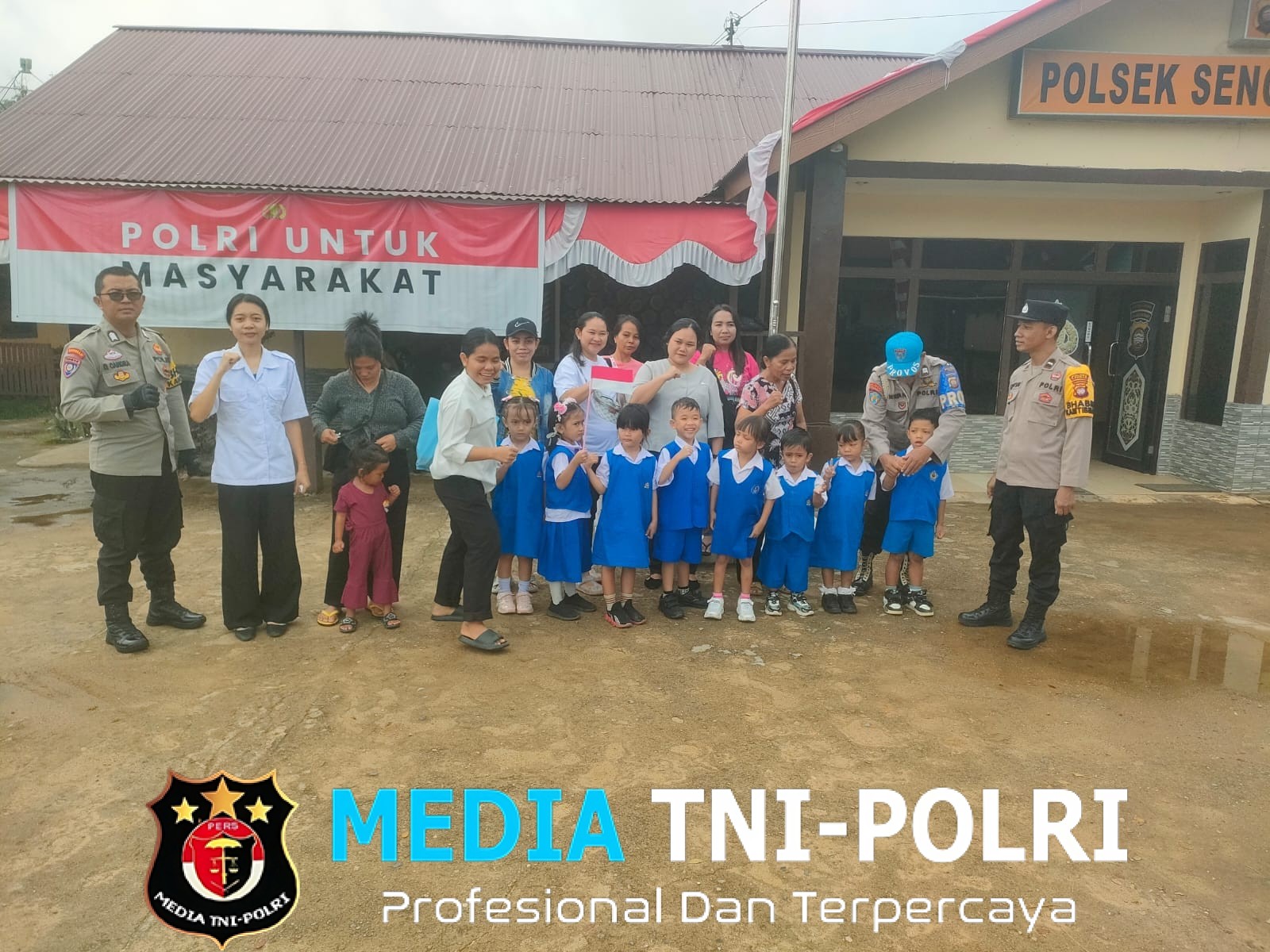 Polisi Sahabat Anak, TK Dorongan Kasih Kunjungi Mapolsek Sengah Temila