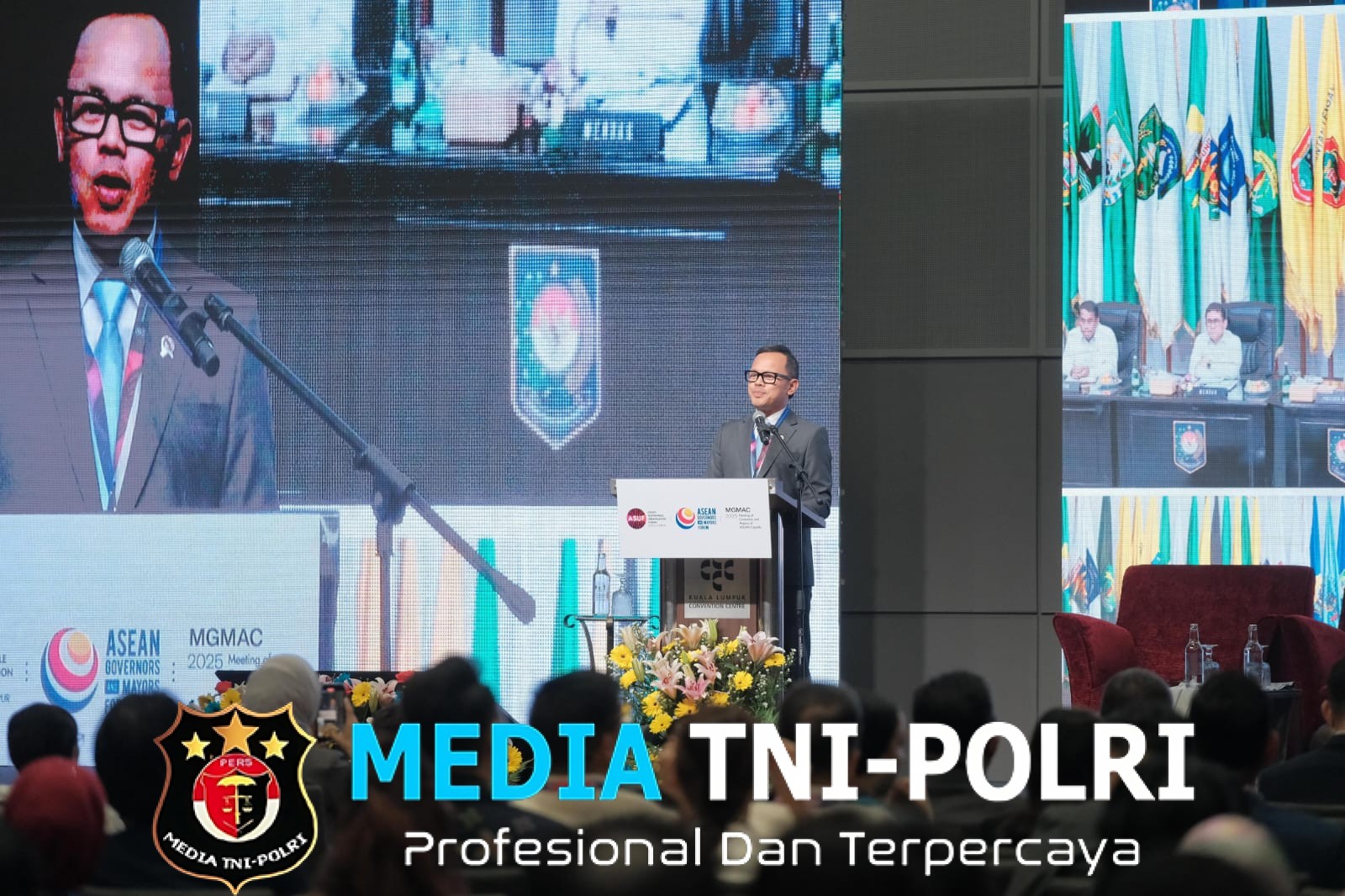 Wamendagri Bima Arya Jelaskan MBG dan Kopdeskel Merah Putih di ASUF 2025