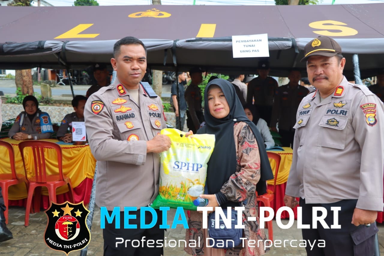 Kapolres Tanggamus Buka Gerakan Pangan Murah SPHP, Sediakan 2 Ton Beras untuk Warga