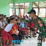 Satgas Yonif 131/Brajasakti Gelar Penyuluhan Kesehatan dan Berbagi Makanan Bergizi di SD Yanendega