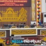 Bupati dan Wakil Bupati Pringsewu Hadiri Rapat Paripurna Istimewa DPRD Mendengarkan Pidato Presiden RI