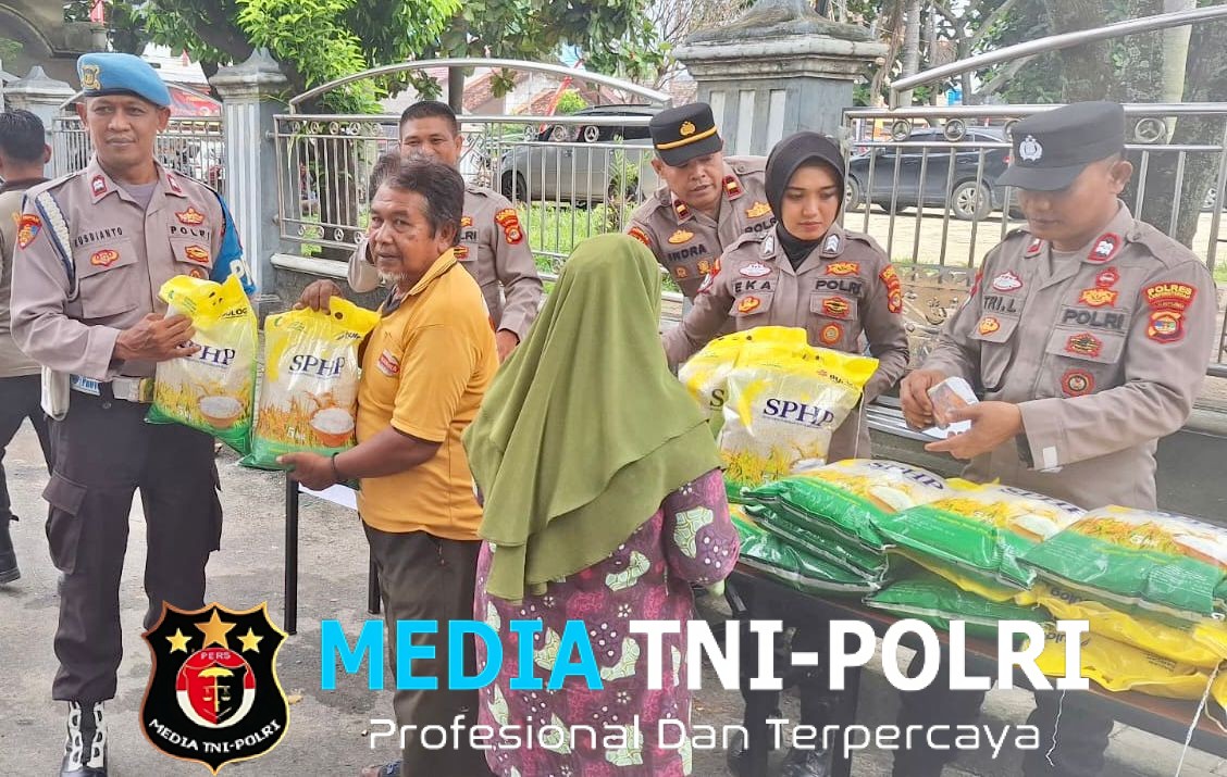 Gerakan Pangan Murah Polres Lampung Tengah Hadir di Depan Masjid Istiqlal Bandar Jaya