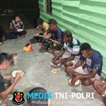 Hangatnya Kebersamaan, Satgas TMMD Ke-125 Gelar Makan Bersama Warga