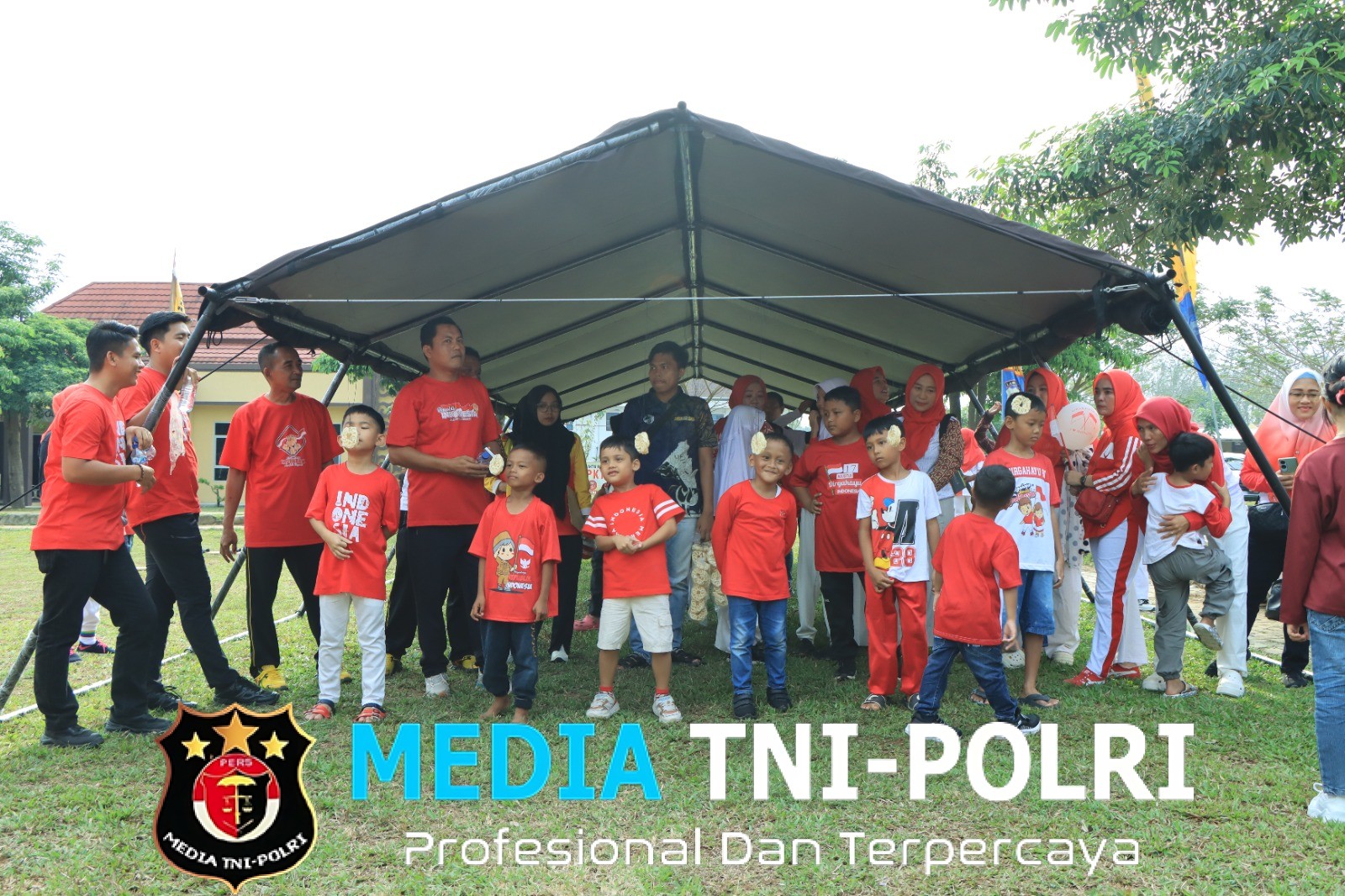 Kapolres Tulang Bawang Barat Gelar Perlombaan Meriahkan HUT Kemerdekaan RI ke-80 Bersama Keluarga Personil Polri