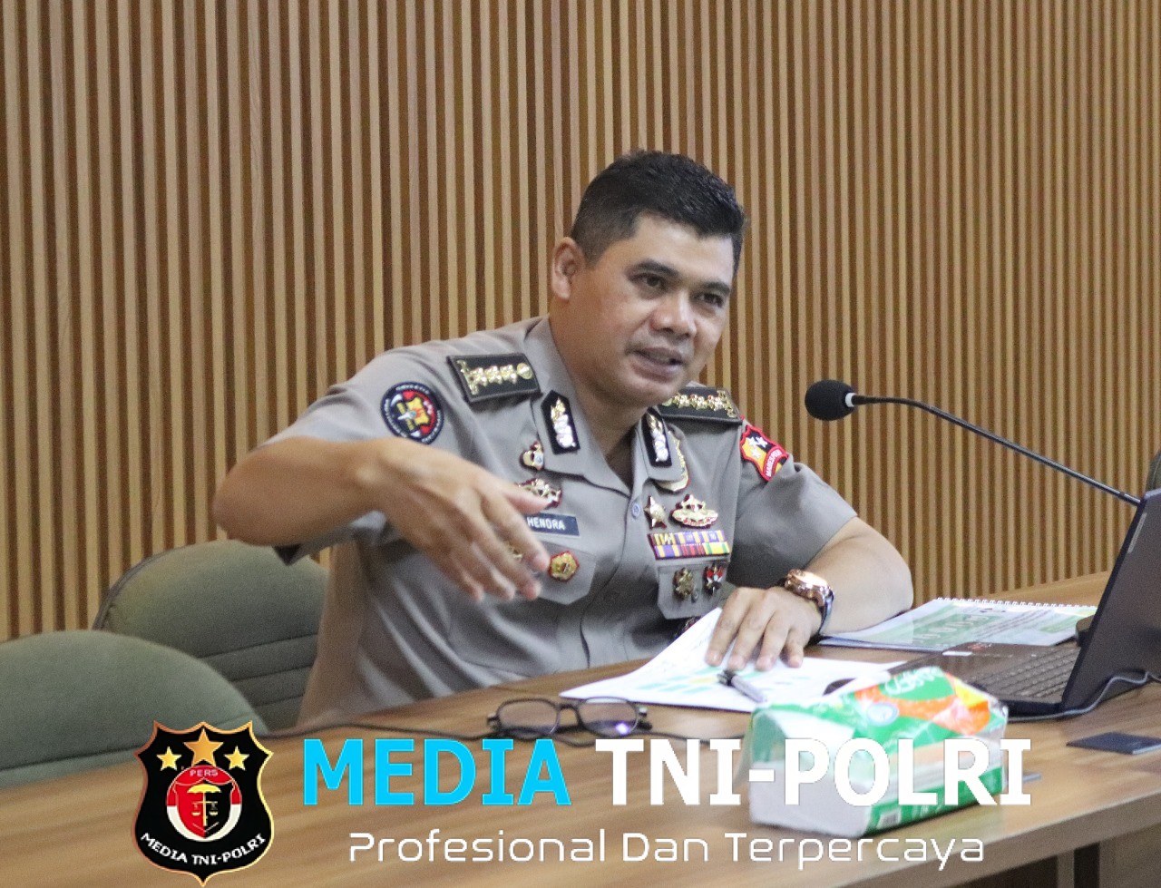 Kabid Humas Polda Jabar, Kombes Pol Hendra Rochmawan Pentingnya Edukasi Hukum di Era Demokrasi dan Digital