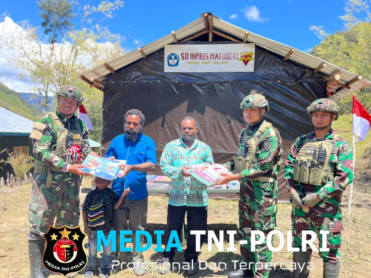 Satgas Yonif 700/WYC Persembahkan Sekolah Baru Sebagai Kado HUT RI ke-80 untuk Warga Mayuberi