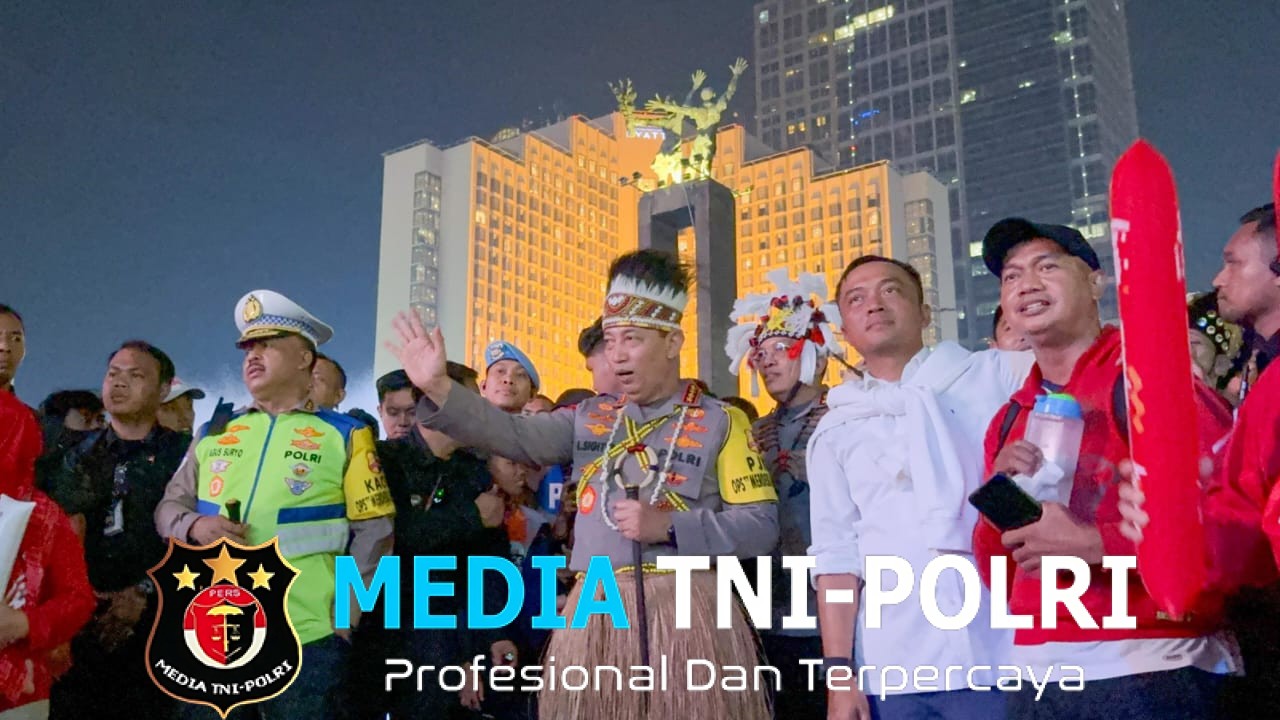 Kapolri dan Mensesneg Tinjau Panggung Rakyat di HI, Masyarakat Antusias