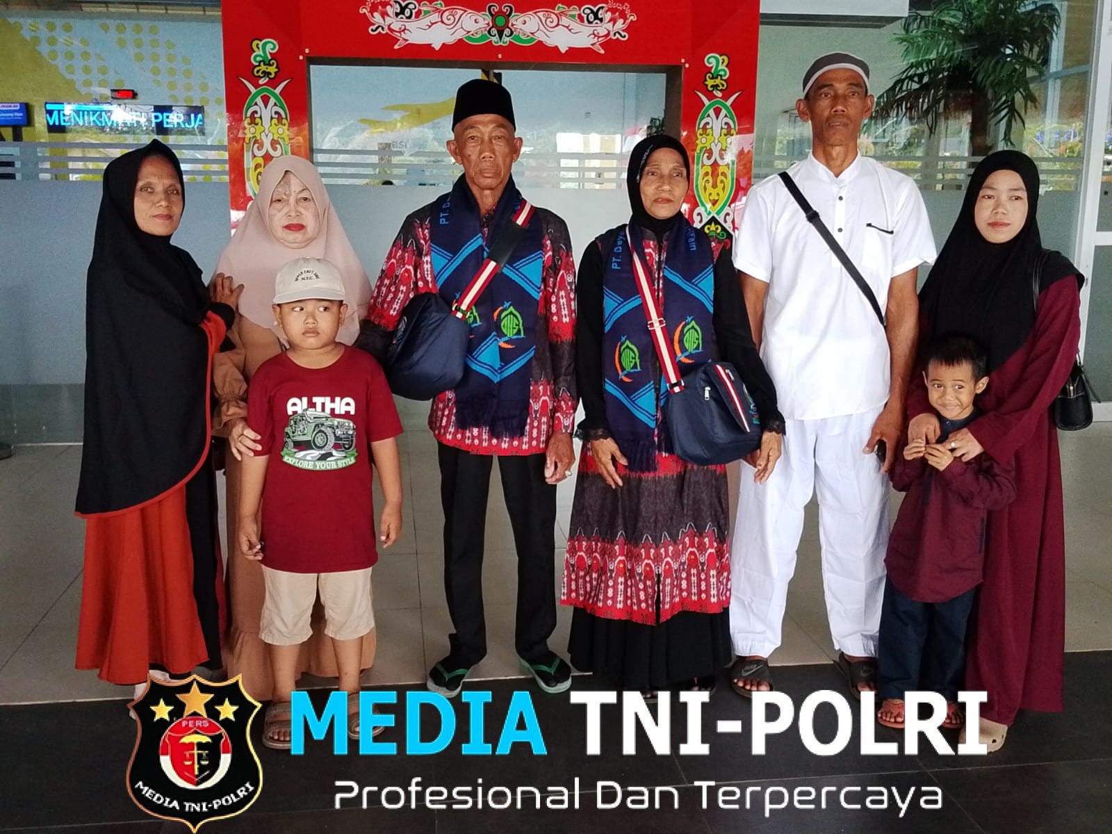 PT DHS Travel Berangkatkan Jamaah Umrah dari Kuala Pembuang (Tanjung Rangas) ke Surabaya dari Bandara H Asan Sampit