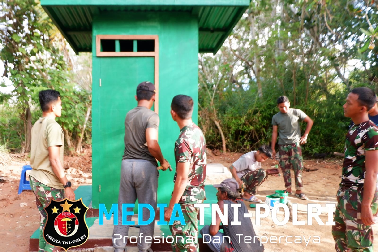 Personel Satgas TMMD 125, Wujudkan Harapan Keluarga Dominikus Desa