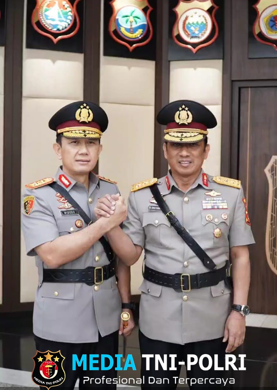Irjen Pol. Drs. Widodo, S.H., M.H. Resmi Jadi Kapolda Gorontalo Gantikan Irjen Pol. Drs. Raden Eko Wahyu Prasetyo, S.H