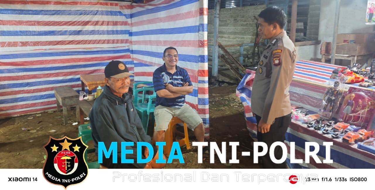 Polisi Hadir di Tengah Keramaian, Pasar Malam Jadi Lebih Kondusif