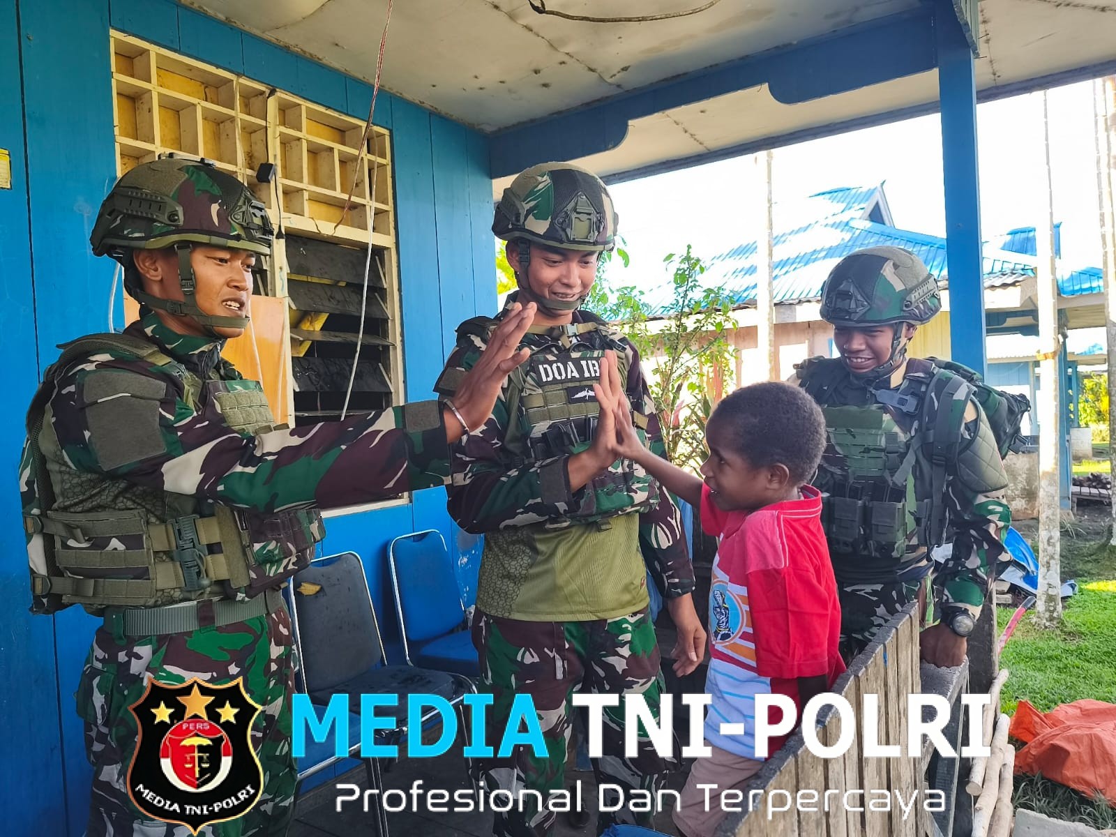 Rasa Asih Satgas Yonif 521/DY Binter Terbatas di Kabupaten Mamberamo Tengah, Papua Pegunungan