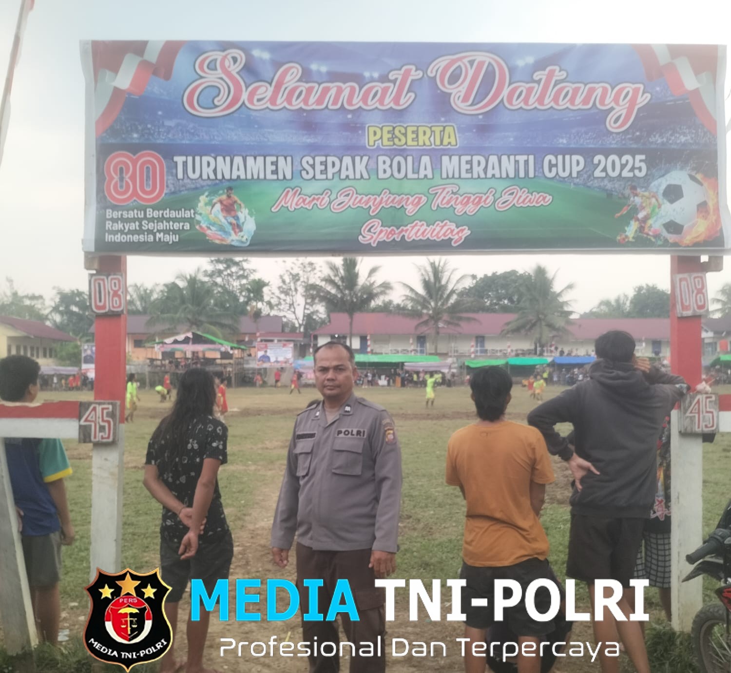 Polsek Meranti Amankan Pertandingan Sepak Bola HUT RI ke-80