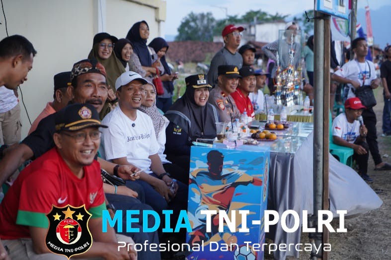Bupati Pringsewu Tutup Turnamen Sepakbola Karang Taruna Cup 2025