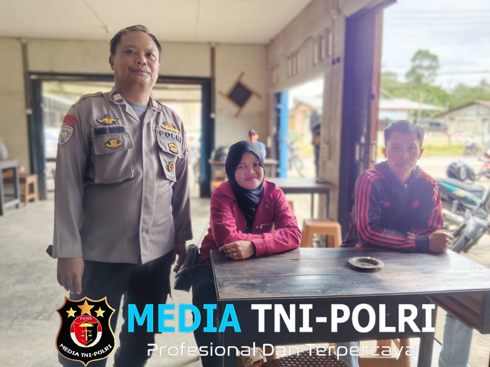 Ngopi Bareng Warga, Polisi Sengah Temila Sampaikan Pesan Kamtibmas
