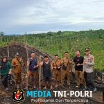 Kapolsek Kuala Behe Hadiri Penanaman Jagung Di Demplot Desa Kuala Behe Dukung Ketahanan Pangan
