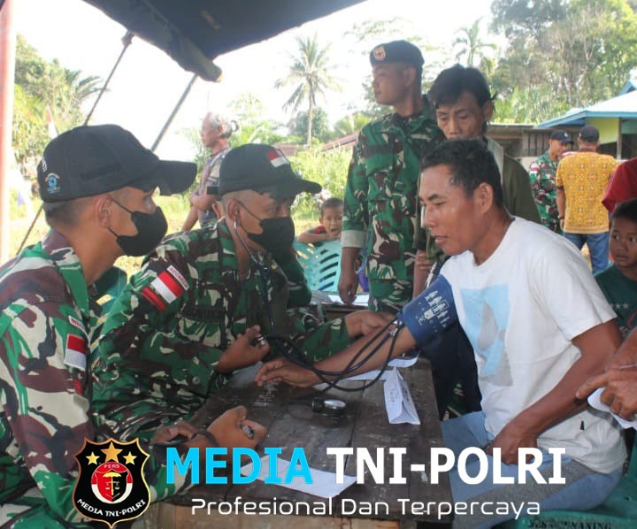 Sentuhan TNI di Perbatasan, Satgas Pamtas Yonkav 3/AC Laksanakan Bakti Sosial