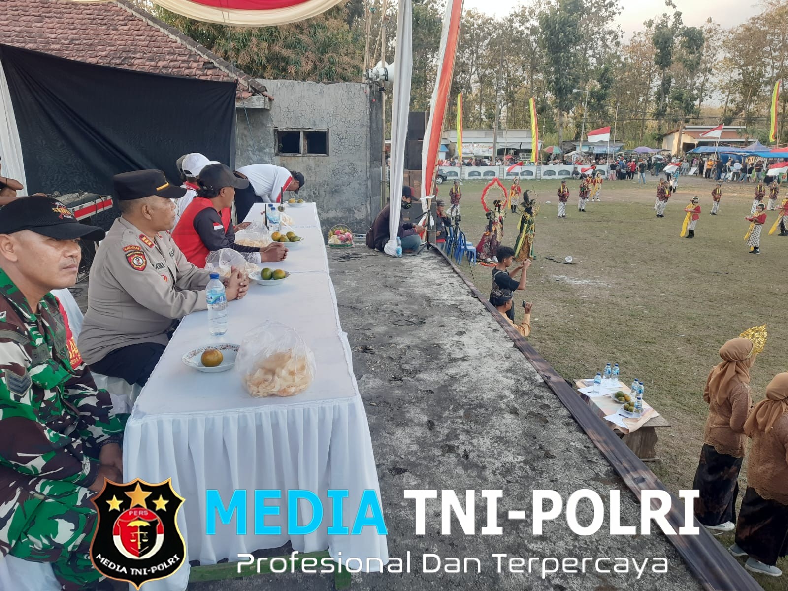 Kapolsek Kalipare Pimpin Pengamanan Karnaval HUT RI ke-80 di Desa Sukowilangun