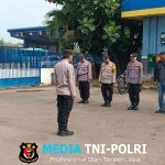 Pengamanan Ketat Polsek Cibarusah untuk Massa Serikat Pekerja