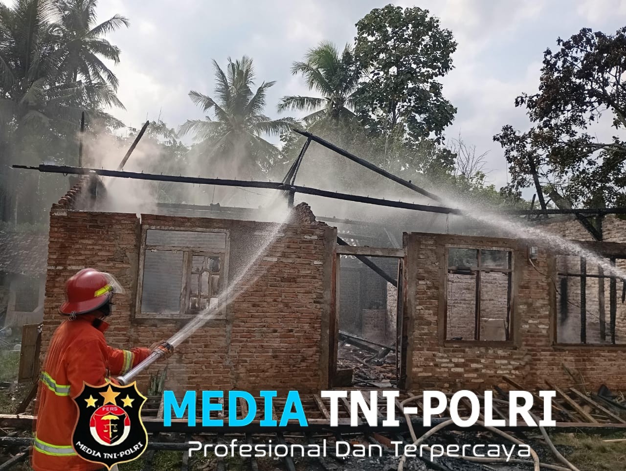 Rumah di Pringsewu Ludes Terbakar, Diduga Dipicu Anak Pemilik dengan Gangguan Jiwa