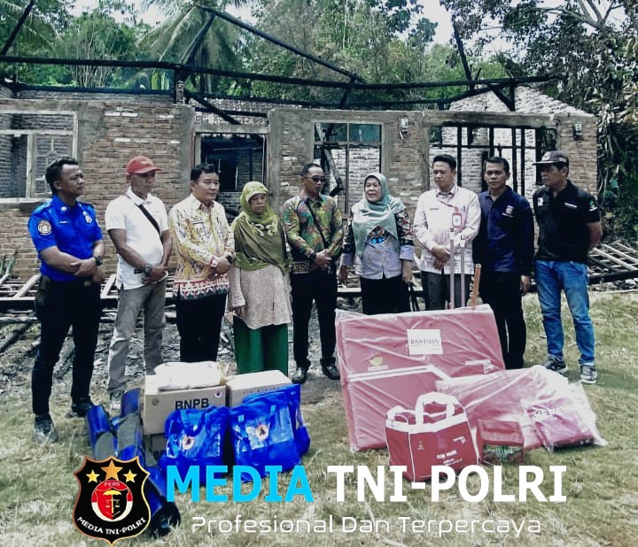 Pasca Kebakaran Di Keputran, Pemkab Pringsewu Bergerak Cepat Berikan Bantuan