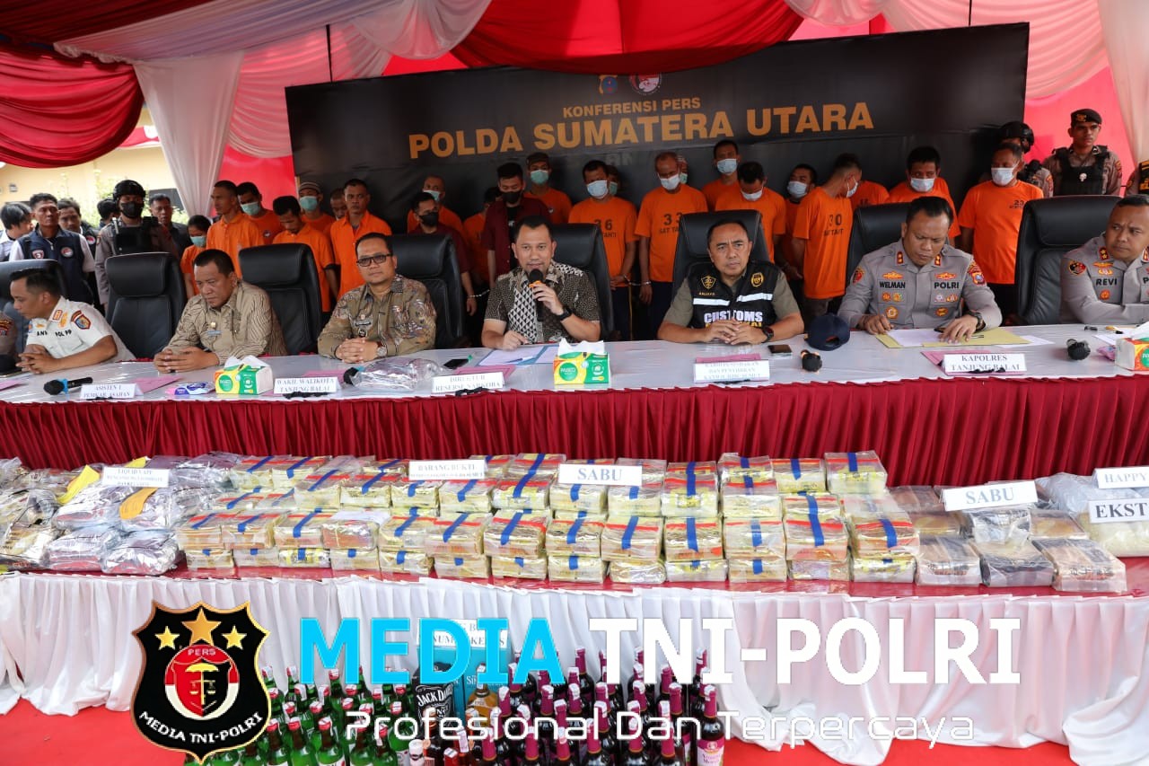 Kunci Berantas Narkoba,Kombes Calvijn All For One, One For All