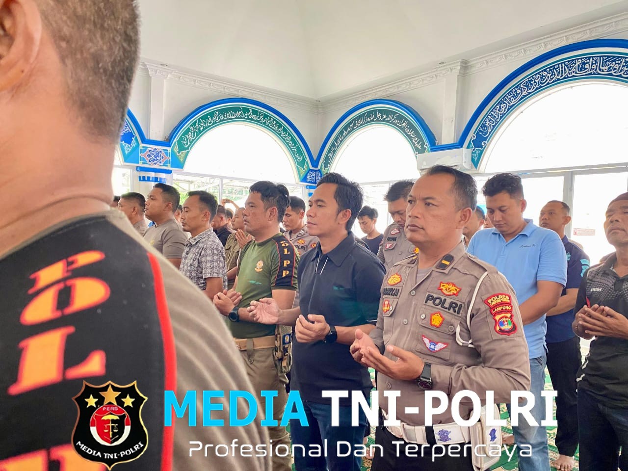 Sholat Ghoib di Masjid Polres Lampung Tengah, Do’akan Almarhum Ojol Affan Kurniawan serta Personel Polri di Jakarta