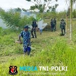 Karya Bakti Satgas Yonif 521/DY Wujudkan Lingkungan yang Asri di Papua